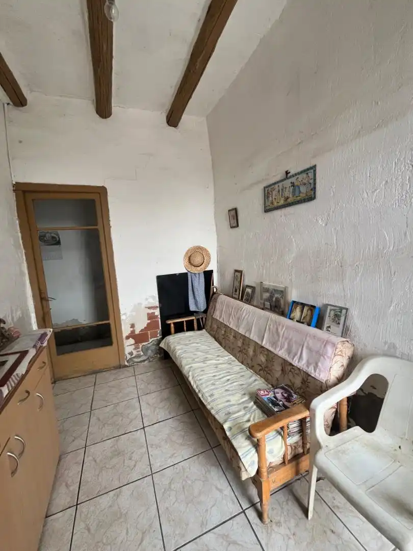 Sala de estar de Terreno industrial en venta en Bellvís