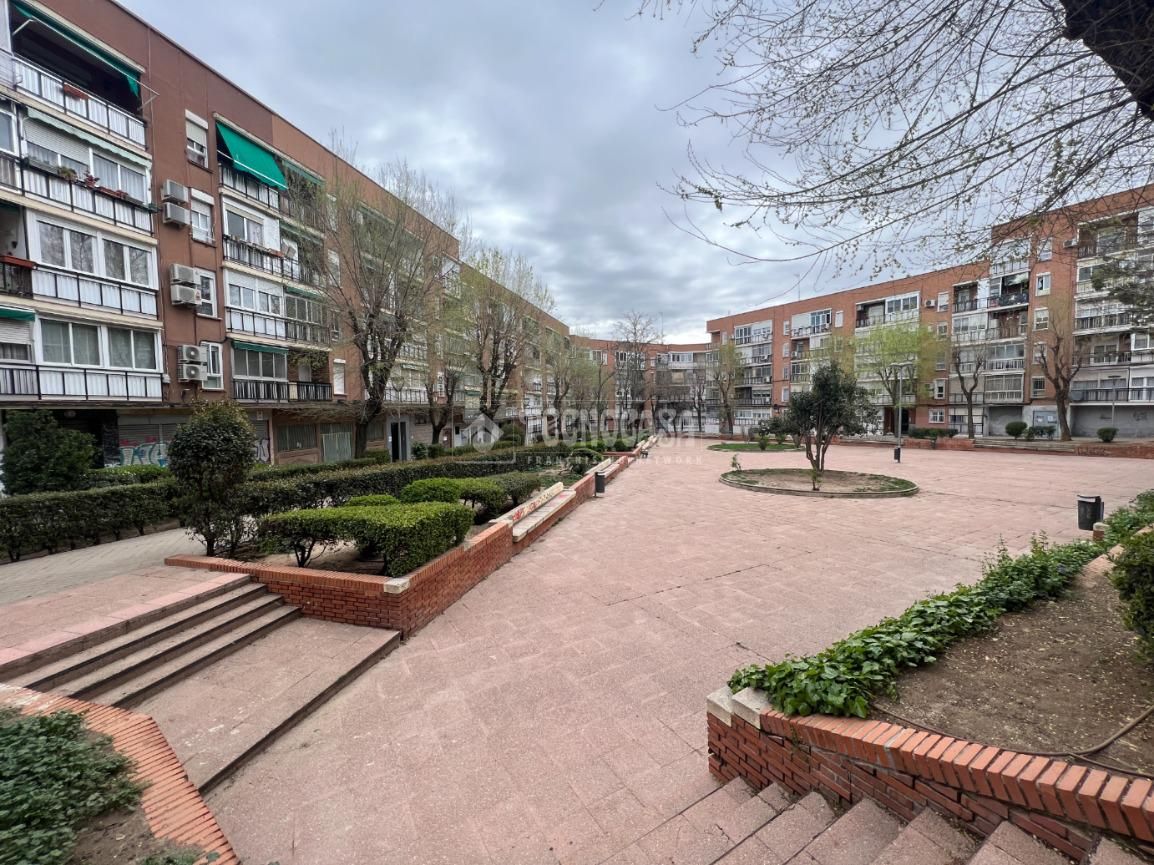 Exterior view of Premises for sale in Leganés