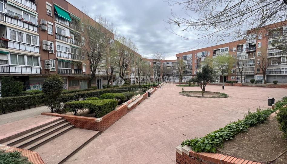 Foto 1 de Estudi en venda a Flores, Madrid