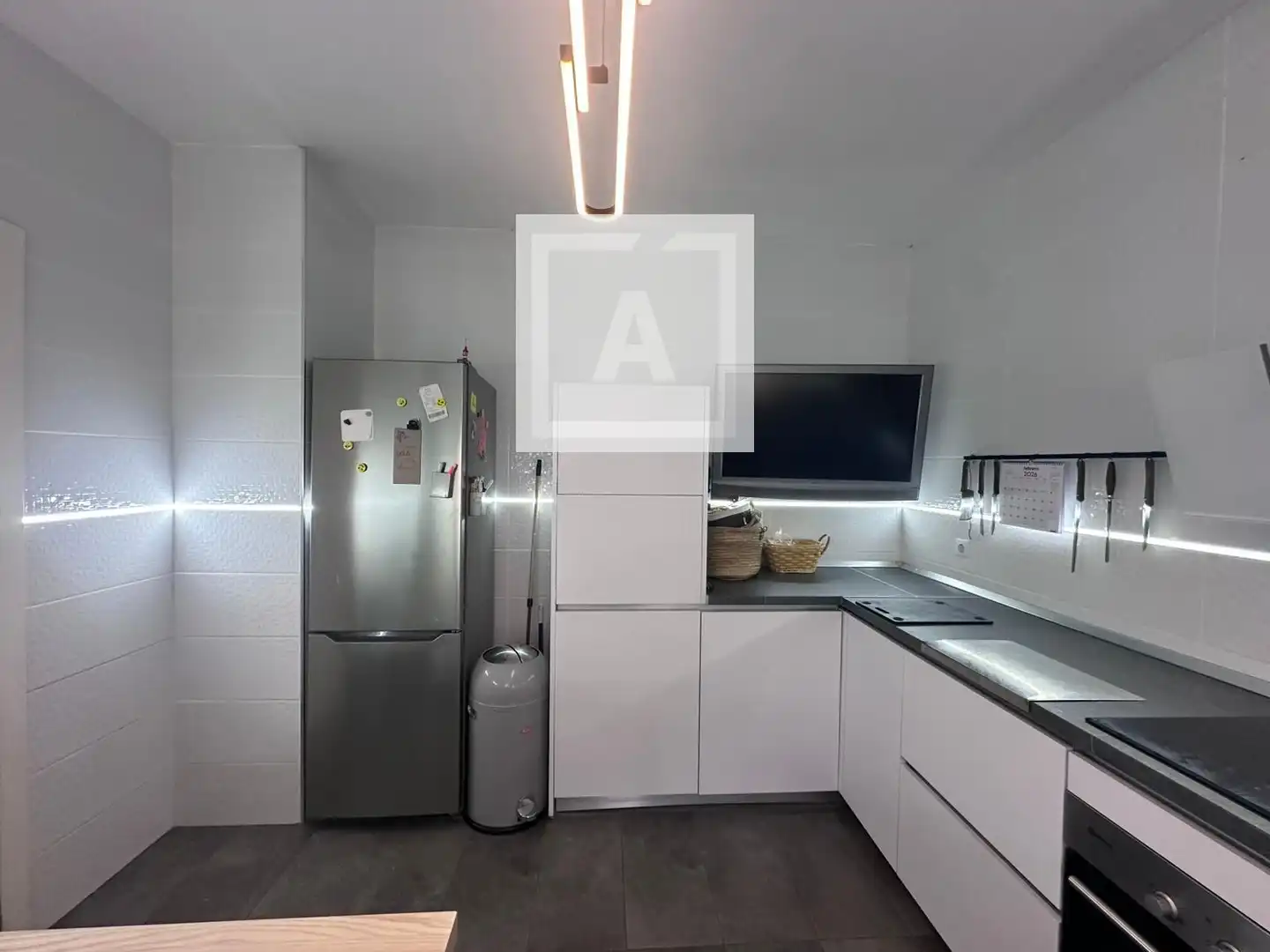 Cocina de Casa adosada en venta en Población de Arroyo con Aire acondicionado, Calefacción y Jardín privado