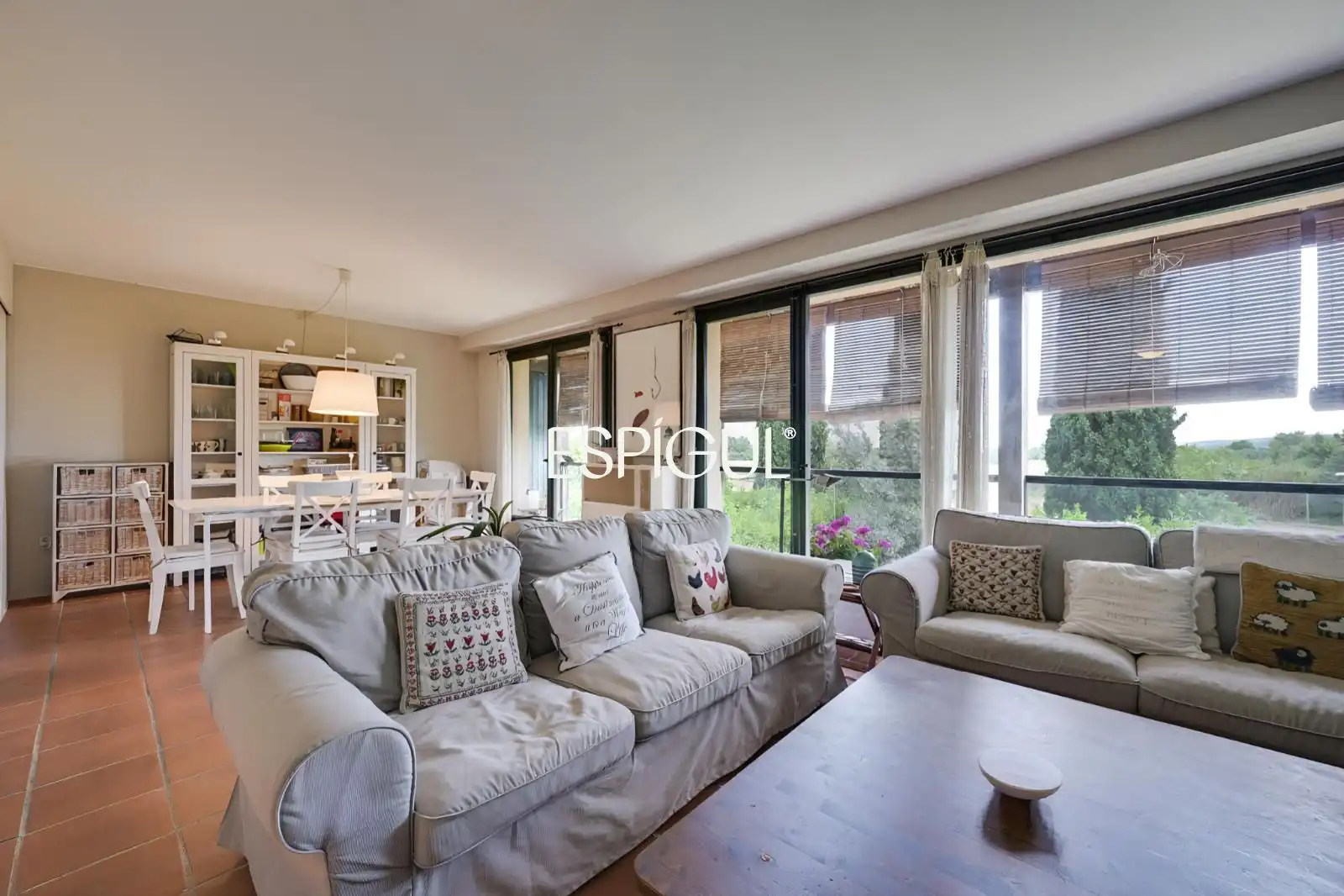 Sala de estar de Casa adosada en venta en Albons con Aire acondicionado, Calefacción y Jardín privado