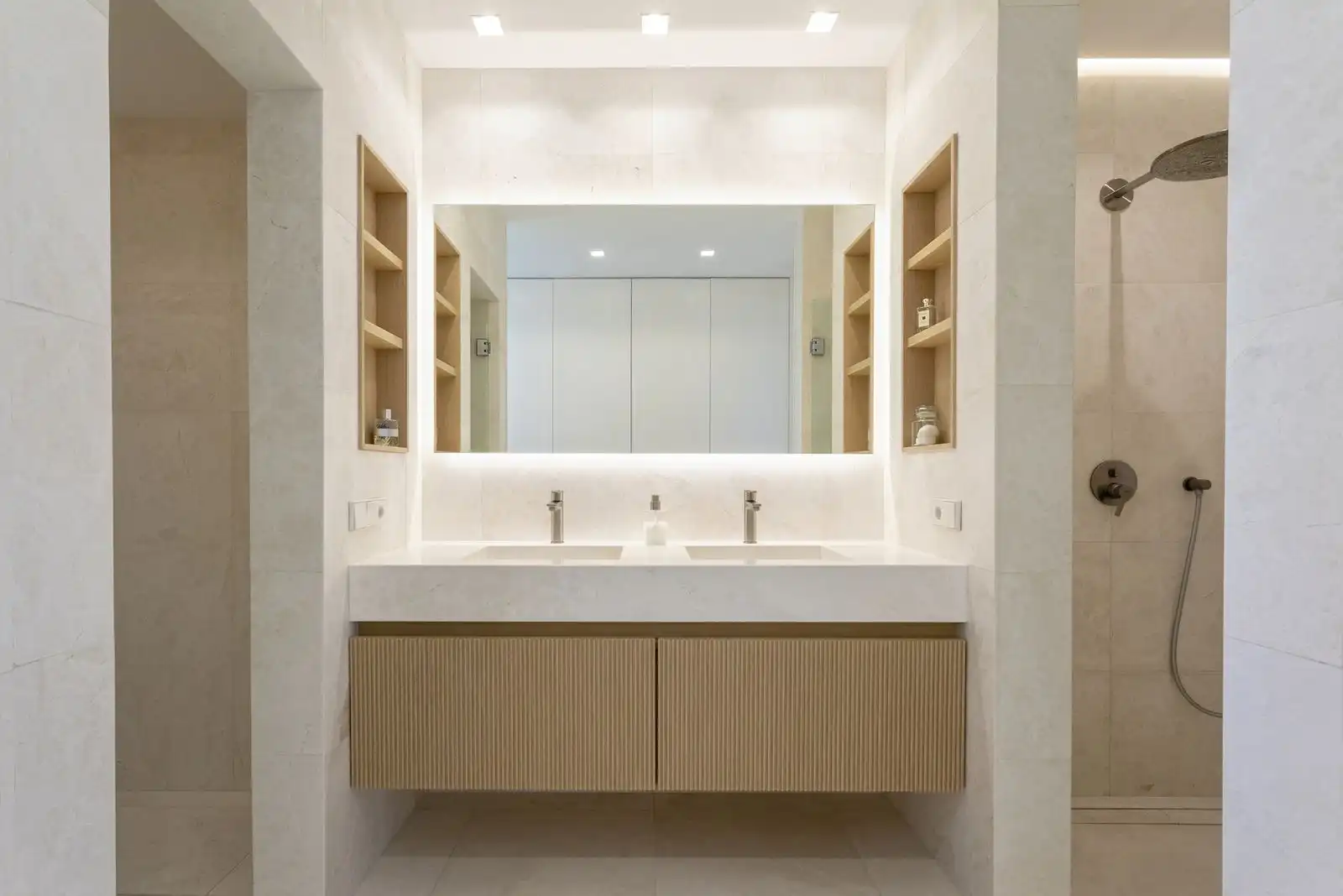Flat with terrace for sale in Calle 19 C 503, imagen 13