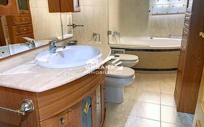 Bathroom of Flat for sale in Lucena  with Air Conditioner, Terrace and Storage room