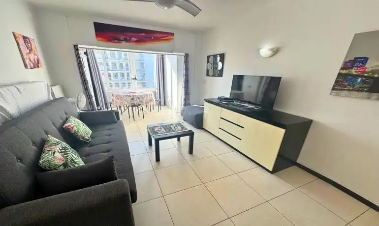 Estudio con ascensor en venta en Carrer DE LA CALA ROSTELLA, imagen 3