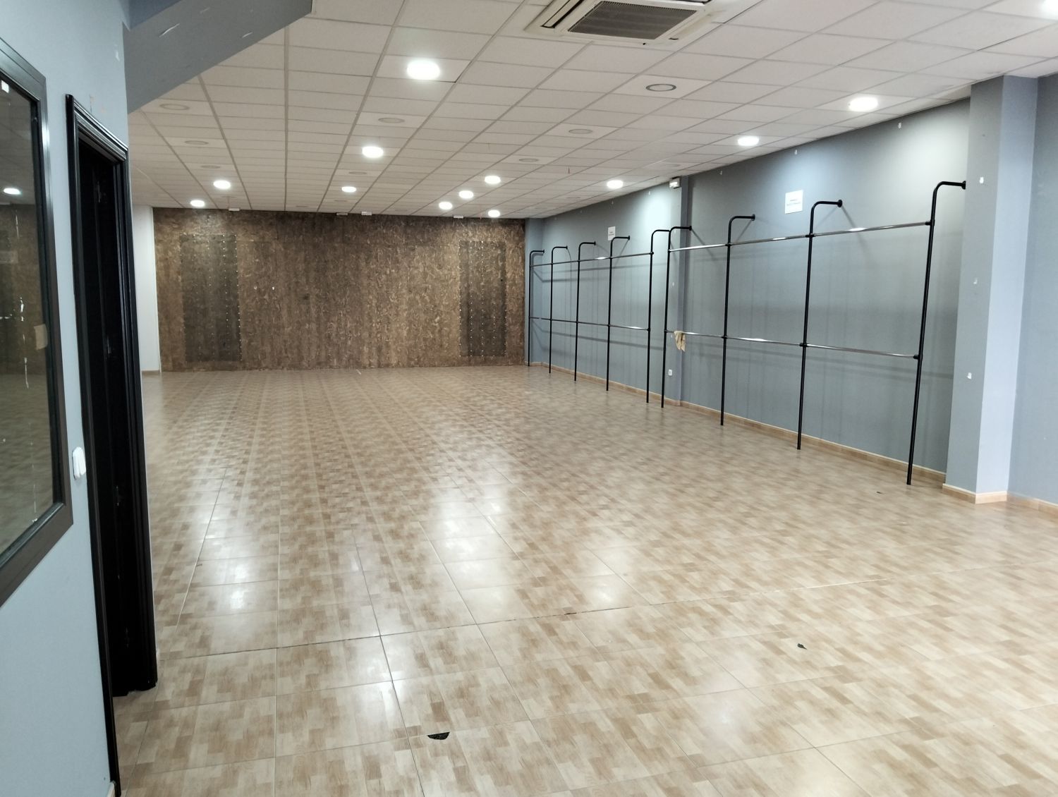 Industrial buildings for sale in  Sevilla Capital