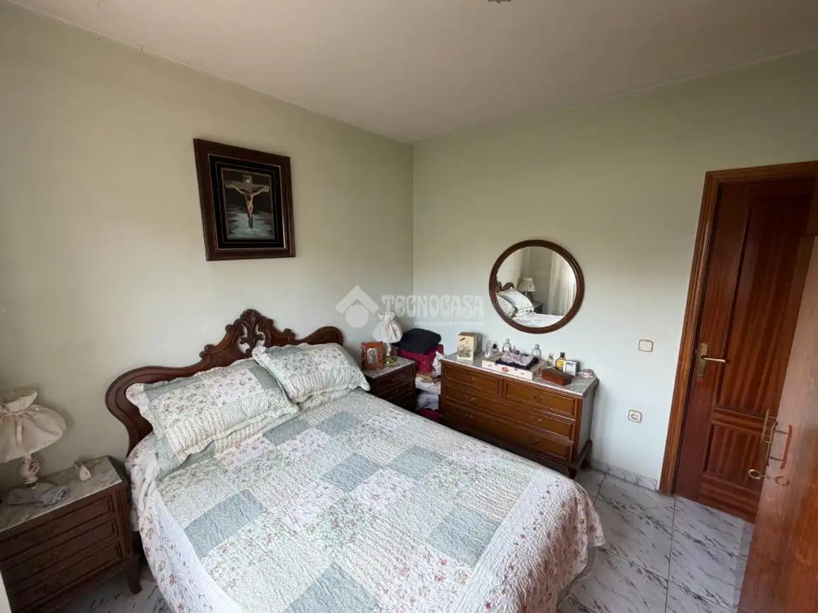 Dormitori de Casa o xalet en venda en Valdetorres de Jarama amb Calefacció
