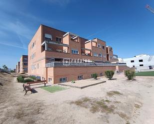 Vista exterior de Pis en venda en Parla amb Aire condicionat, Calefacció i Terrassa