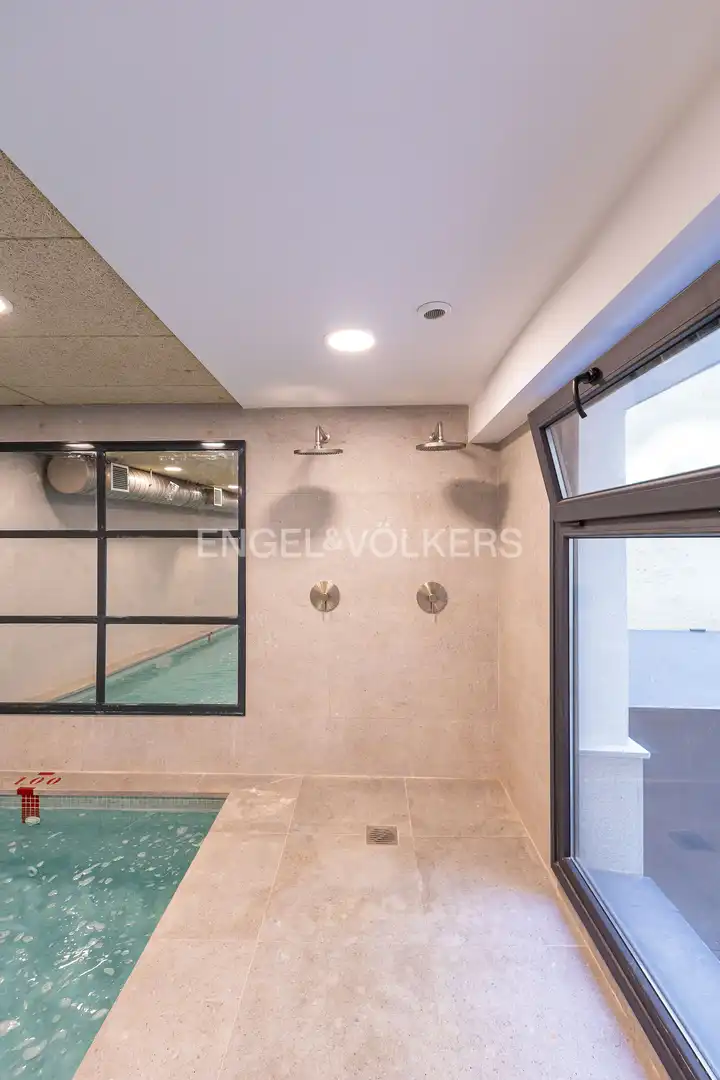 Schwimmbecken von Wohnung zur Miete in Madrid mit Klimaanlage, Heizung und Abstellraum