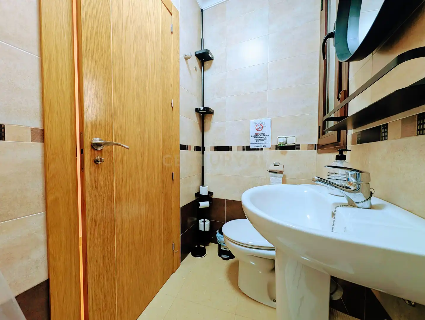 Baño de Piso en venta en Berja con Aire acondicionado