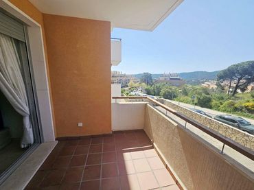 Pis amb piscina en venda a Carrer de Vicens Martorell