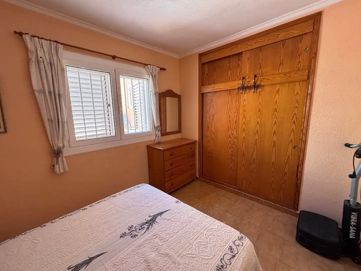 Schlafzimmer von Maisonette zum Verkauf in Torrevieja mit Klimaanlage und Terrasse