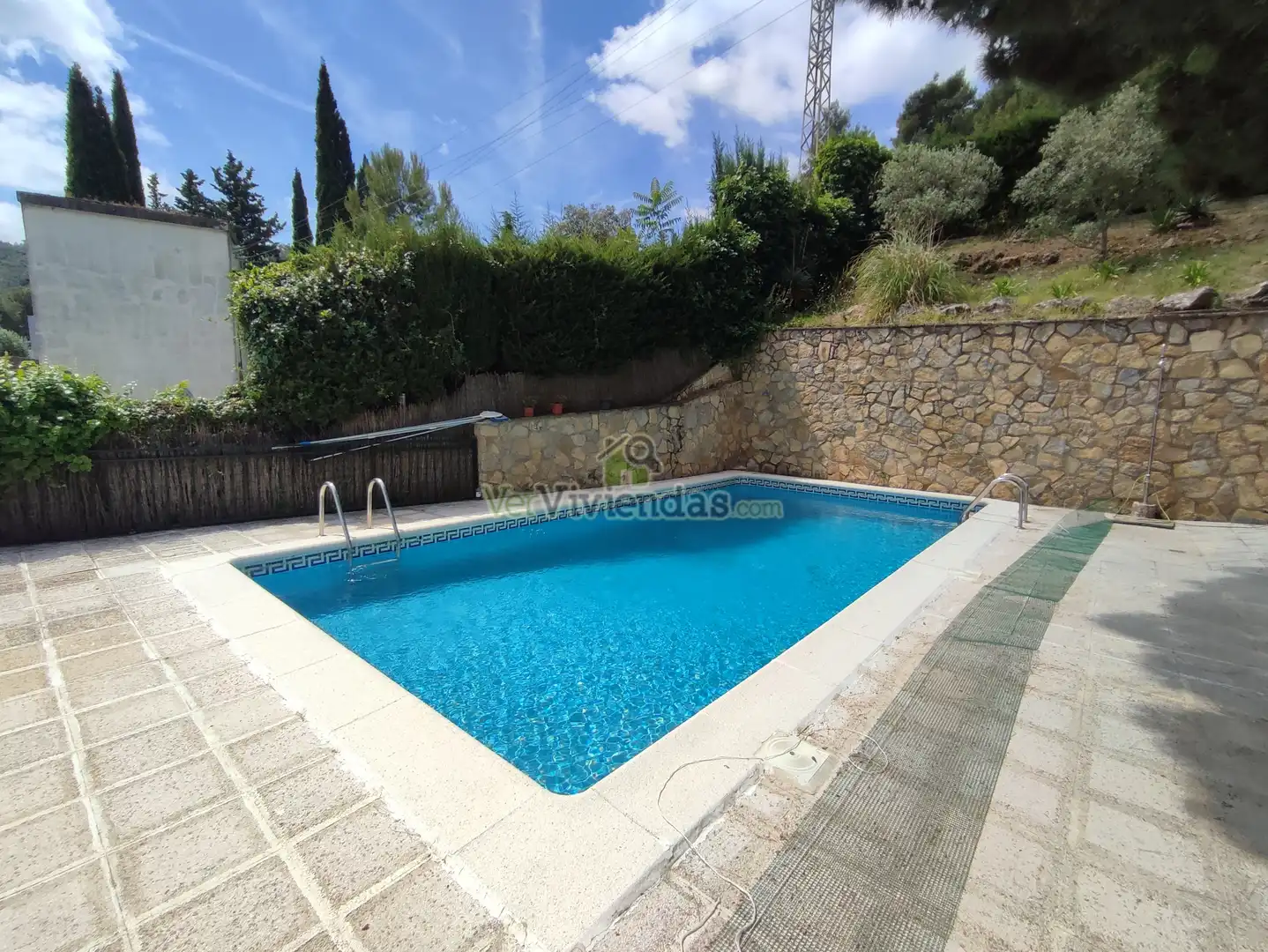Piscina de Casa o chalet en venta en Vallirana con Calefacción, Jardín privado y Terraza