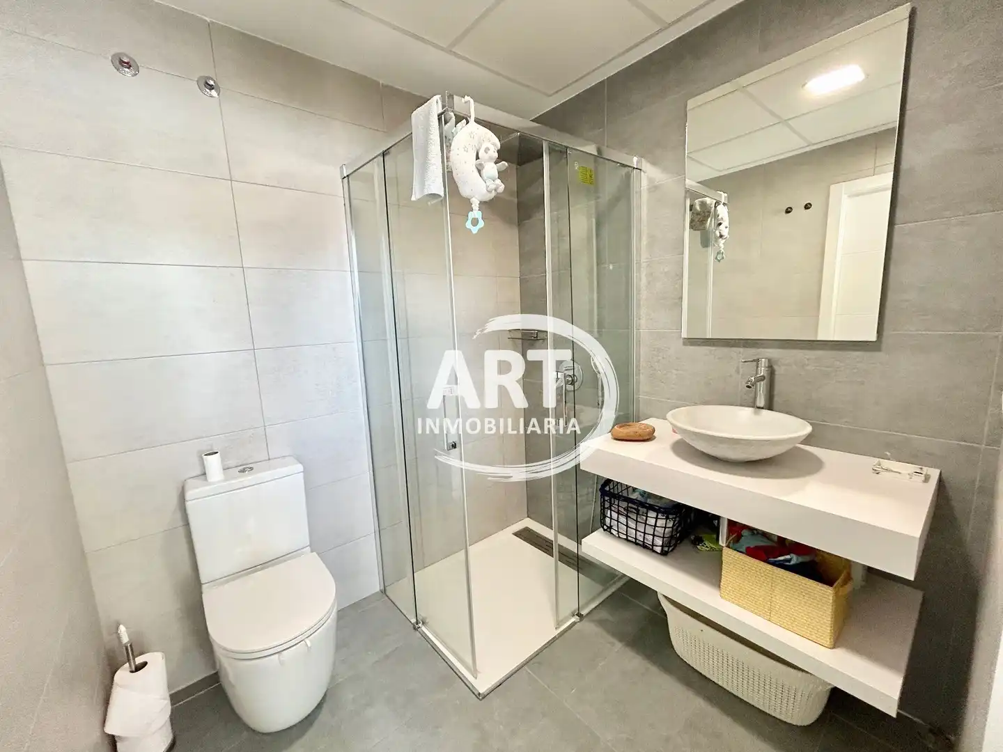 Bathroom of Houses for sale in L'Eliana  with Air Conditioner, Heating and Private garden