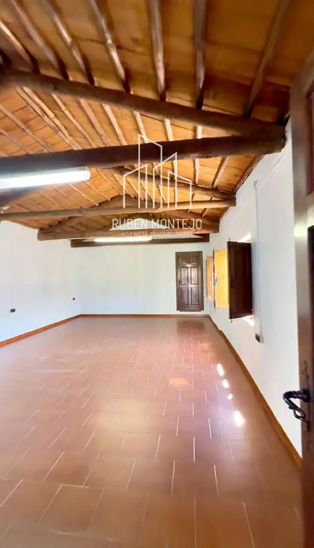 Vista exterior de Local en venta en Robliza de Cojos con Terraza