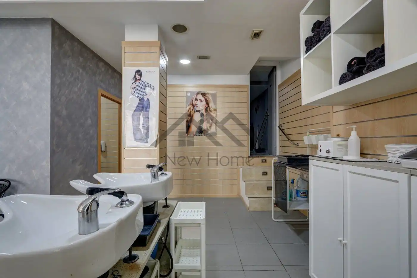 Local commercial à louer à Núcleo Urbano, imagen 7