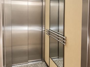 Piso con balcón en venta en Calle Mayor 59