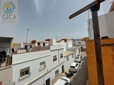 Casa en venda a Calle SEGOVIA