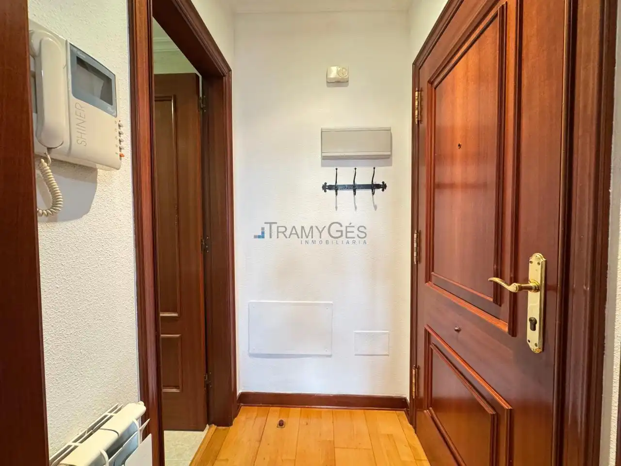 Apartament en venda en Vigo  amb Calefacció, Parquet i Traster