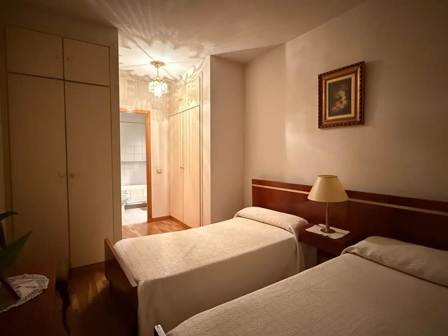 Habitación de Casa adosada en venta en Guadalajara con Calefacción, Terraza y Amueblado