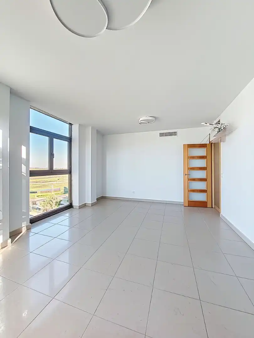 Wohnung zum Verkauf in Silla mit Klimaanlage, Abstellraum und Balkon
