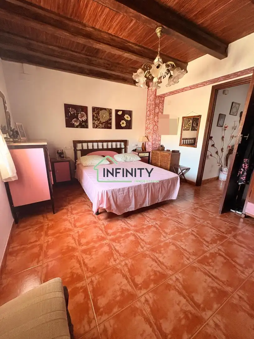Dormitori de Casa o xalet en venda en Vilallonga / Villalonga amb Aire condicionat, Calefacció i Moblat