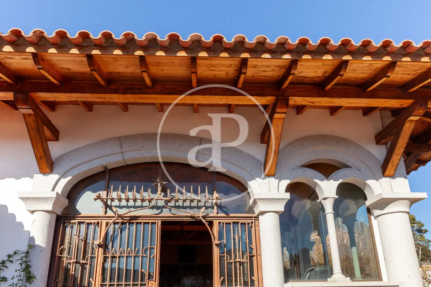 Vista exterior de Casa o xalet en venda en Tordera amb Aire condicionat, Calefacció i Jardí privat