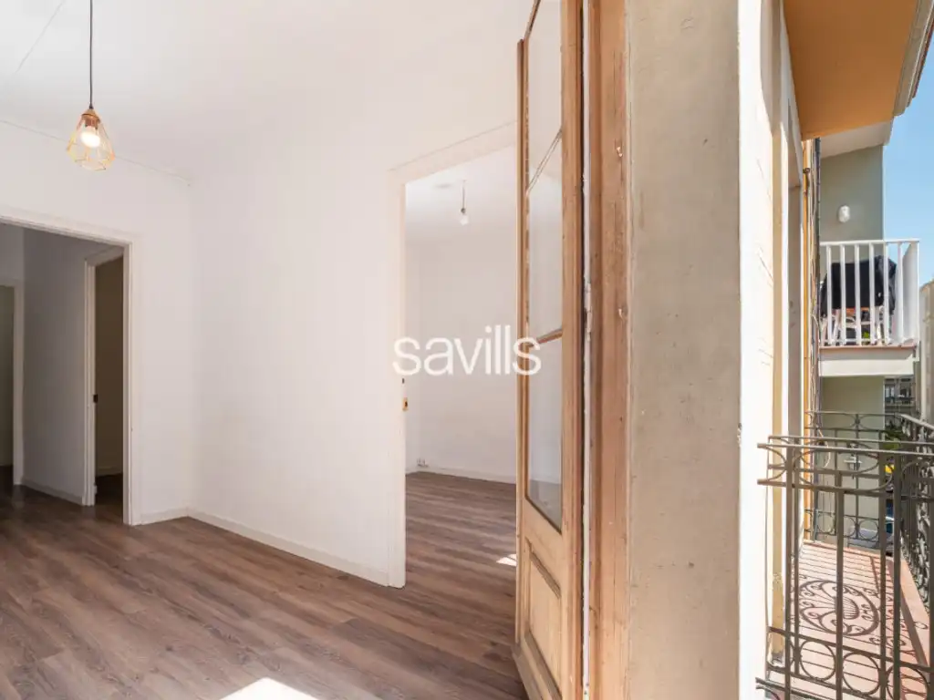 Bedroom of Apartments for sale in Barcelona  with Air Conditioner and Balcony