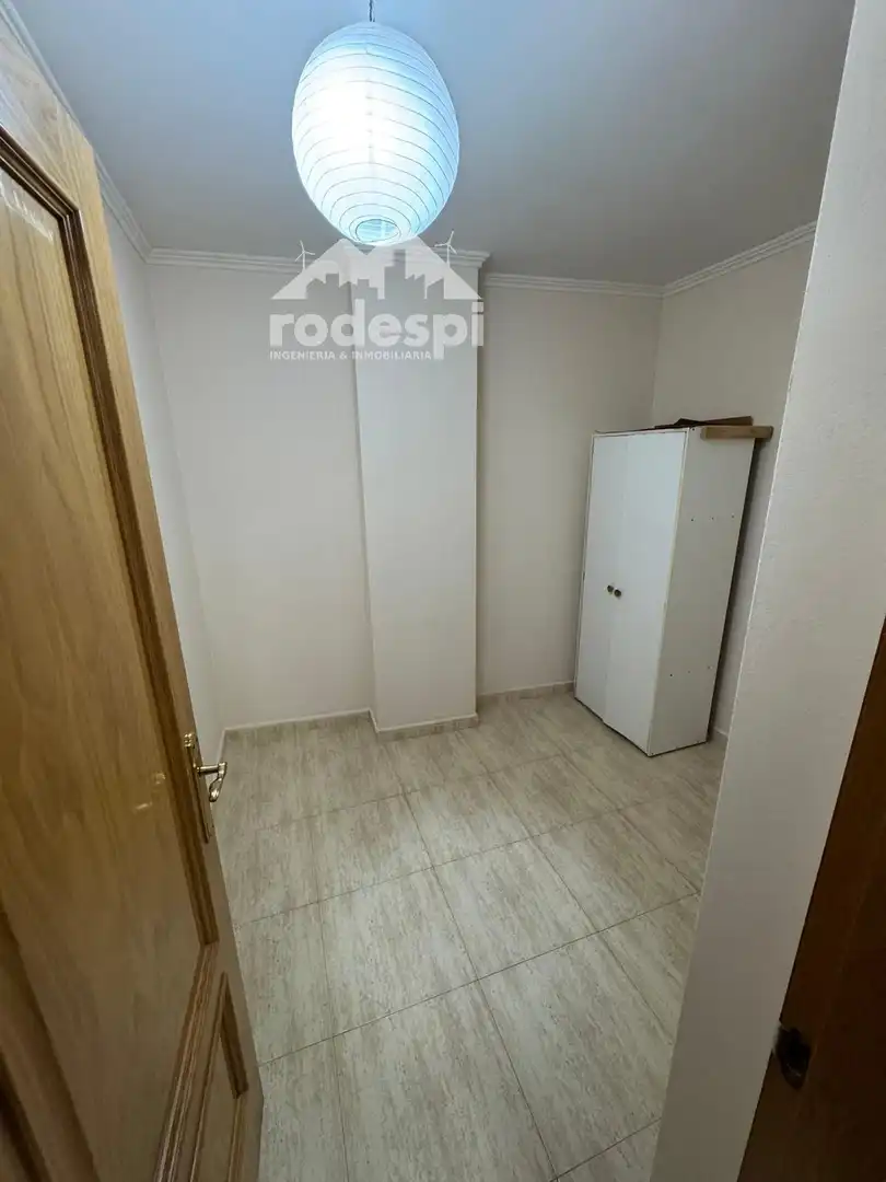 Habitación de Piso de alquiler en Ponteareas, Pontevedra