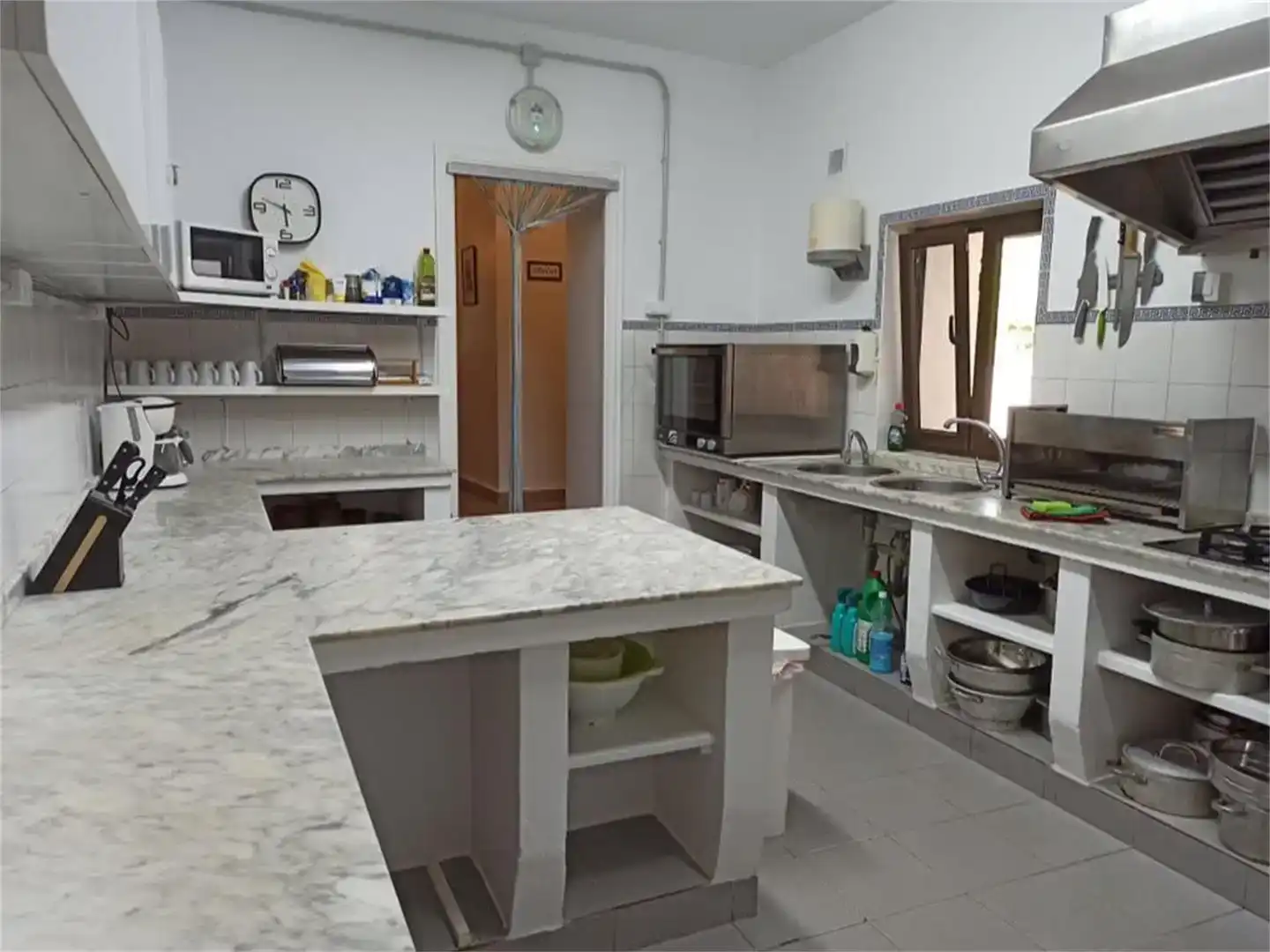 Cocina de Finca rústica en venta en Algámitas con Aire acondicionado, Jardín privado y Piscina