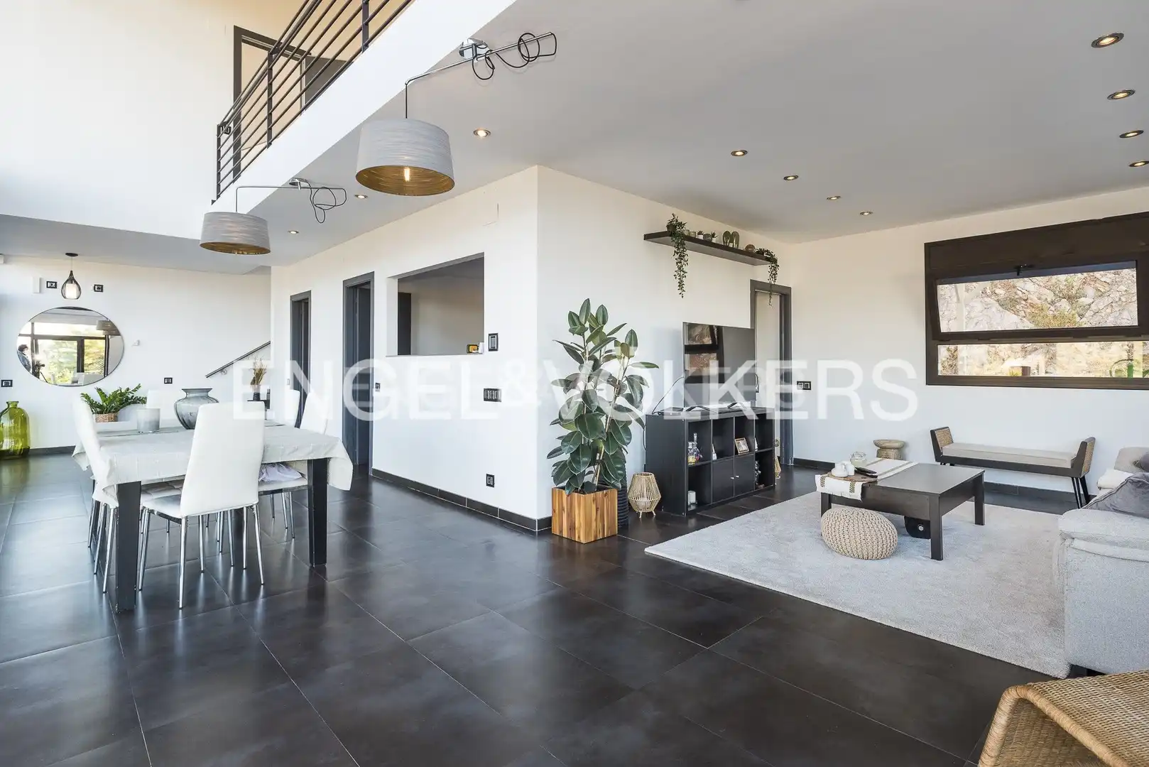 Sala d'estar de Casa o xalet en venda en Olivella amb Aire condicionat, Calefacció i Jardí privat