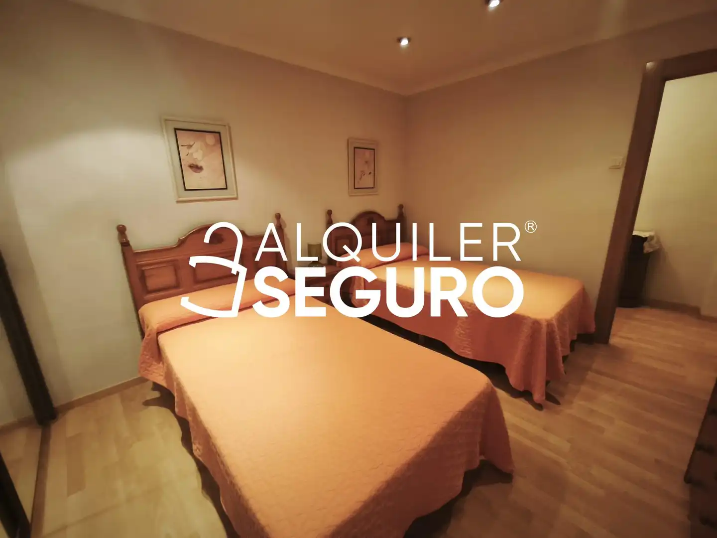 Habitación de Piso de alquiler en Zaragoza con Aire acondicionado, Calefacción y Terraza