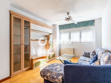 Piso con ascensor en venta en Latina