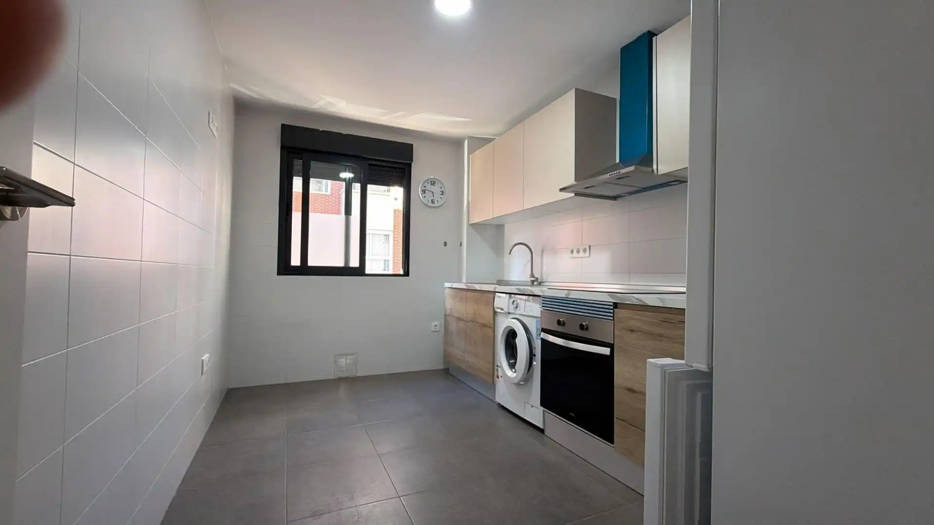 Kitchen of Flat for sale in Elche / Elx  with Air Conditioner and Furnished