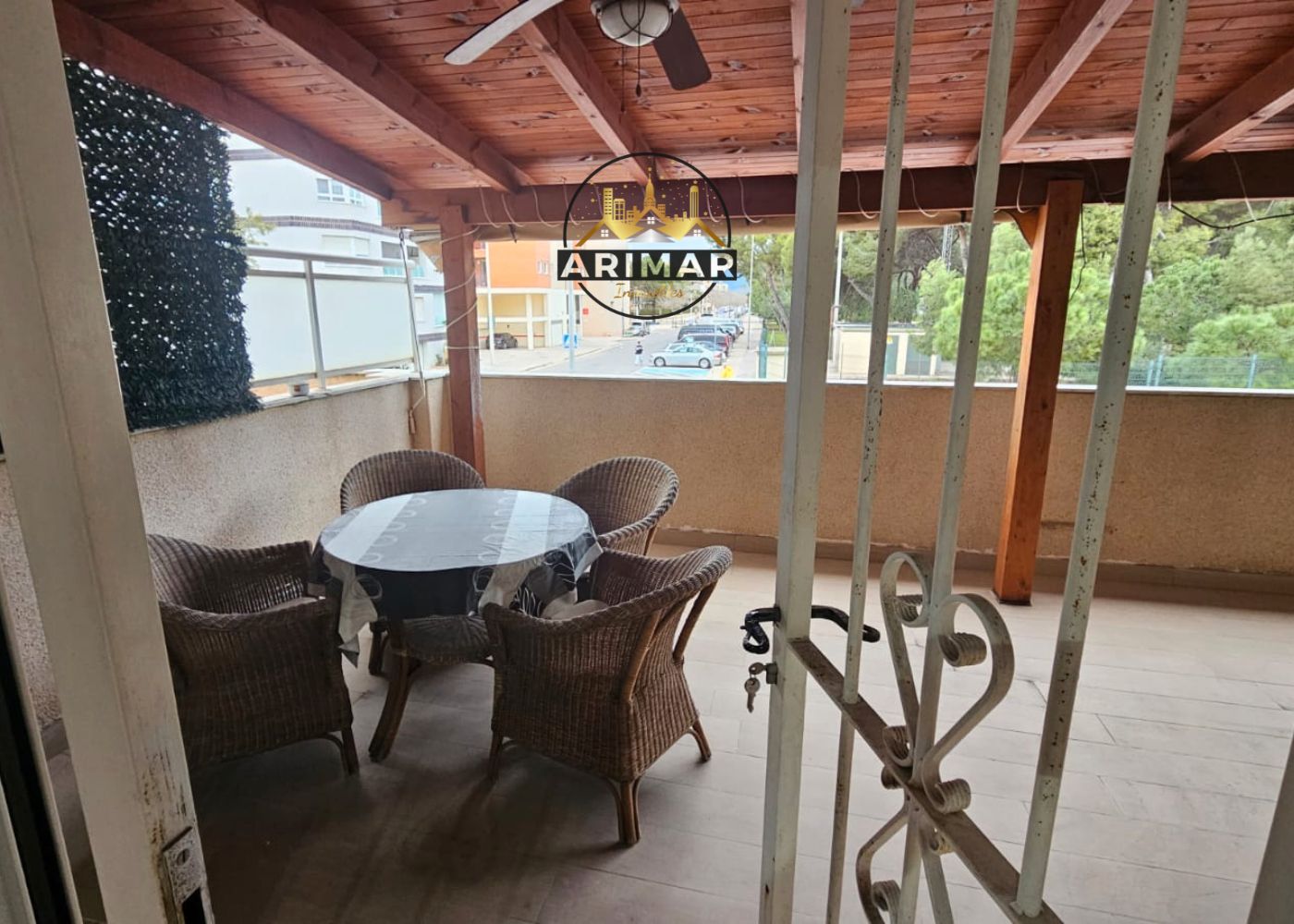 Jardí de Casa adosada en venda en Castellón de la Plana / Castelló de la Plana amb Aire condicionat, Calefacció i Terrassa