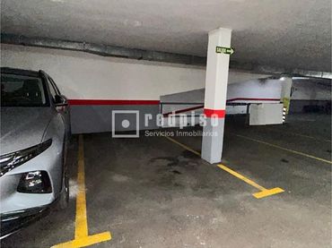 Einzelparkplatz zum Verkauf in Villaverde