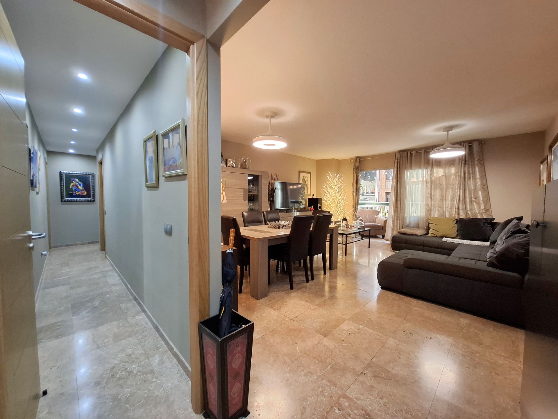 Pis en venda a Avenida Reyes Católicos, La Salle - Cuatro Torres