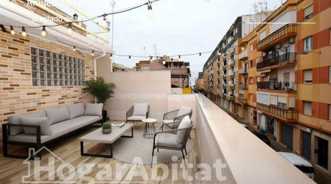 CASA CON CINCO TERRAZAS Y PAELLERO CERCA DE LA PLAYA