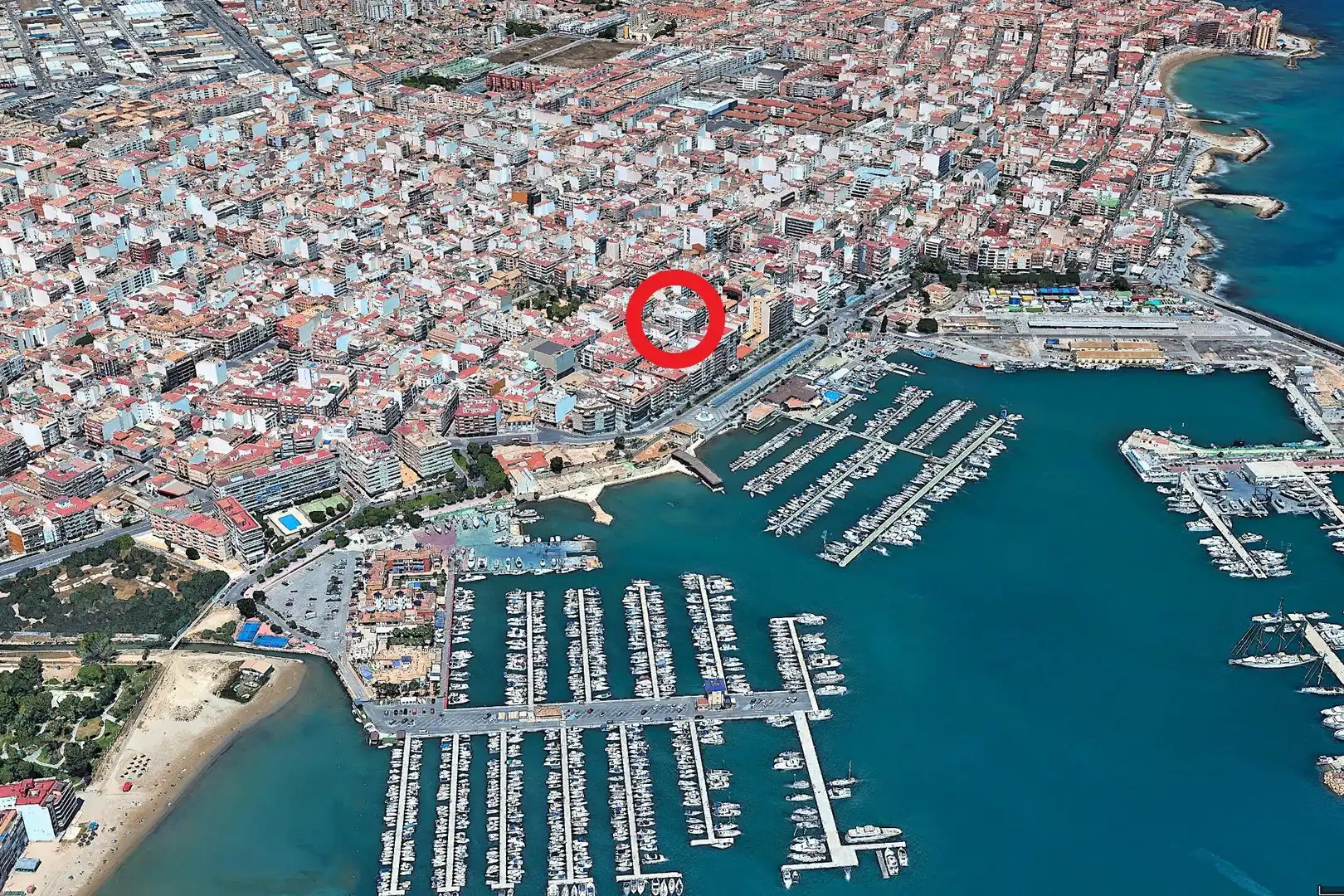 Parking de Ático en venta en Torrevieja con Aire acondicionado, Calefacción y Amueblado