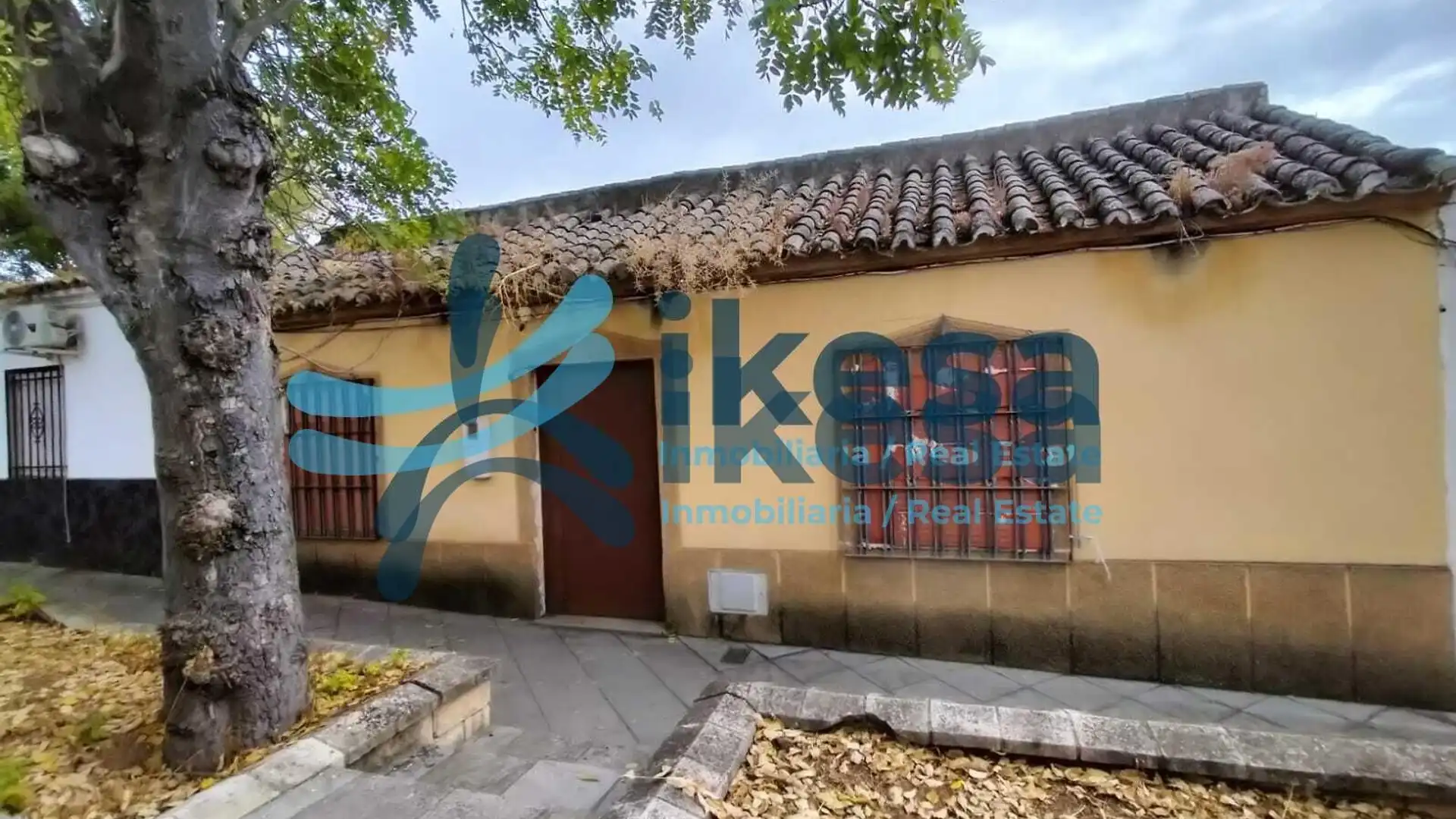 Exterior view of Houses for sale in  Córdoba Capital  with Private garden