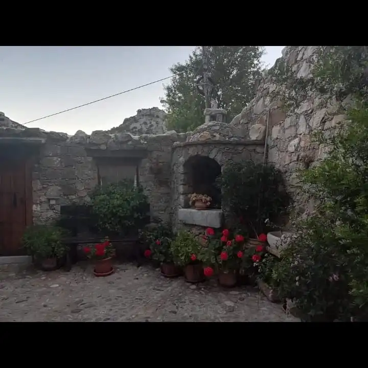 Jardín de Finca rústica en venta en Villaluenga del Rosario con Jardín privado, Terraza y Amueblado