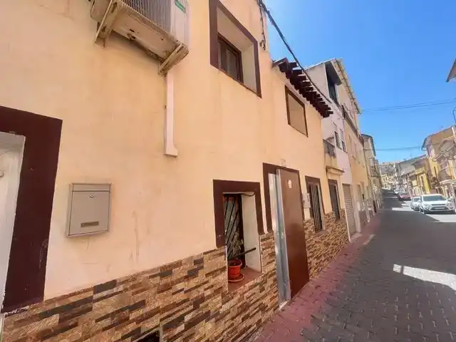 Vista exterior de Casa adosada en venda en Bullas
