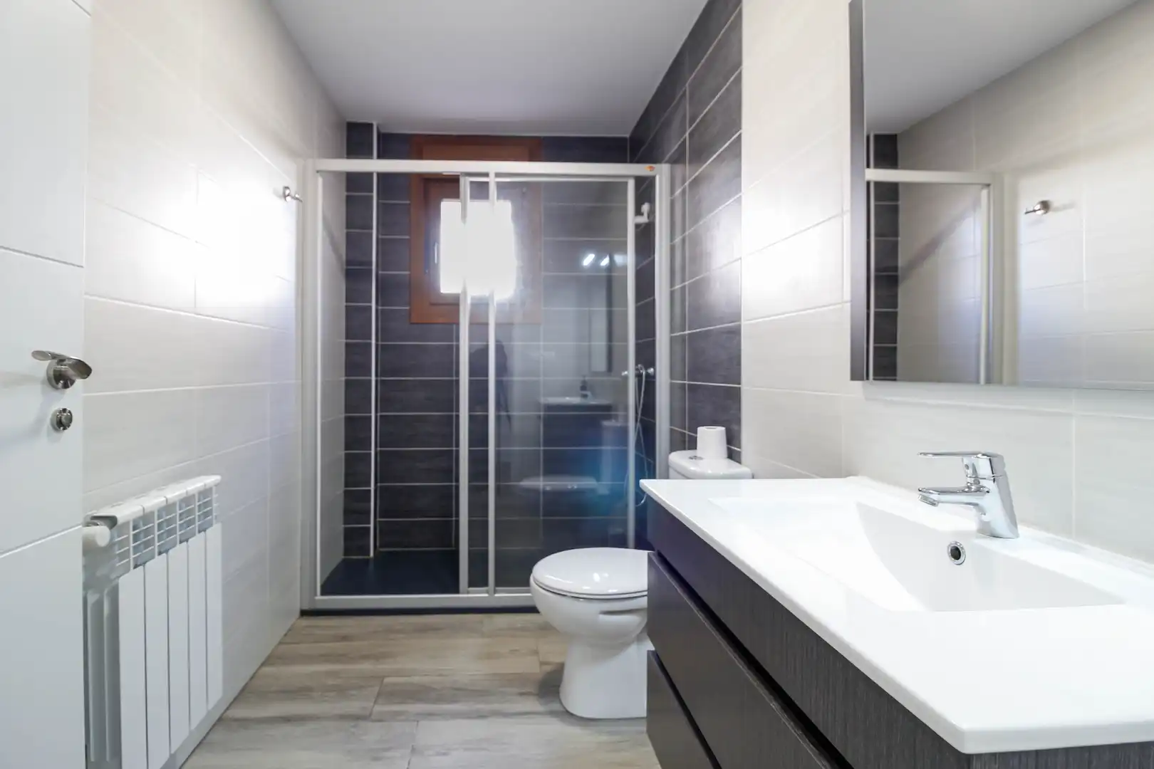Casa pareada con jardín en venta en Avenida Pablo VI 1, imagen 8