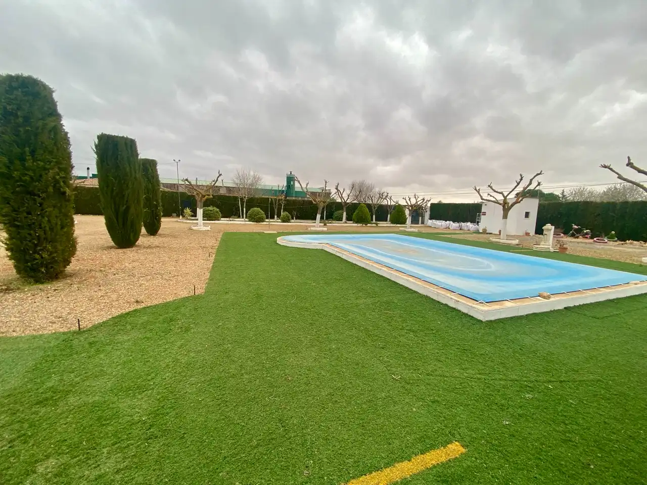 Piscina de Casa o chalet en venta en Villarrubia de los Ojos con Aire acondicionado, Calefacción y Jardín privado
