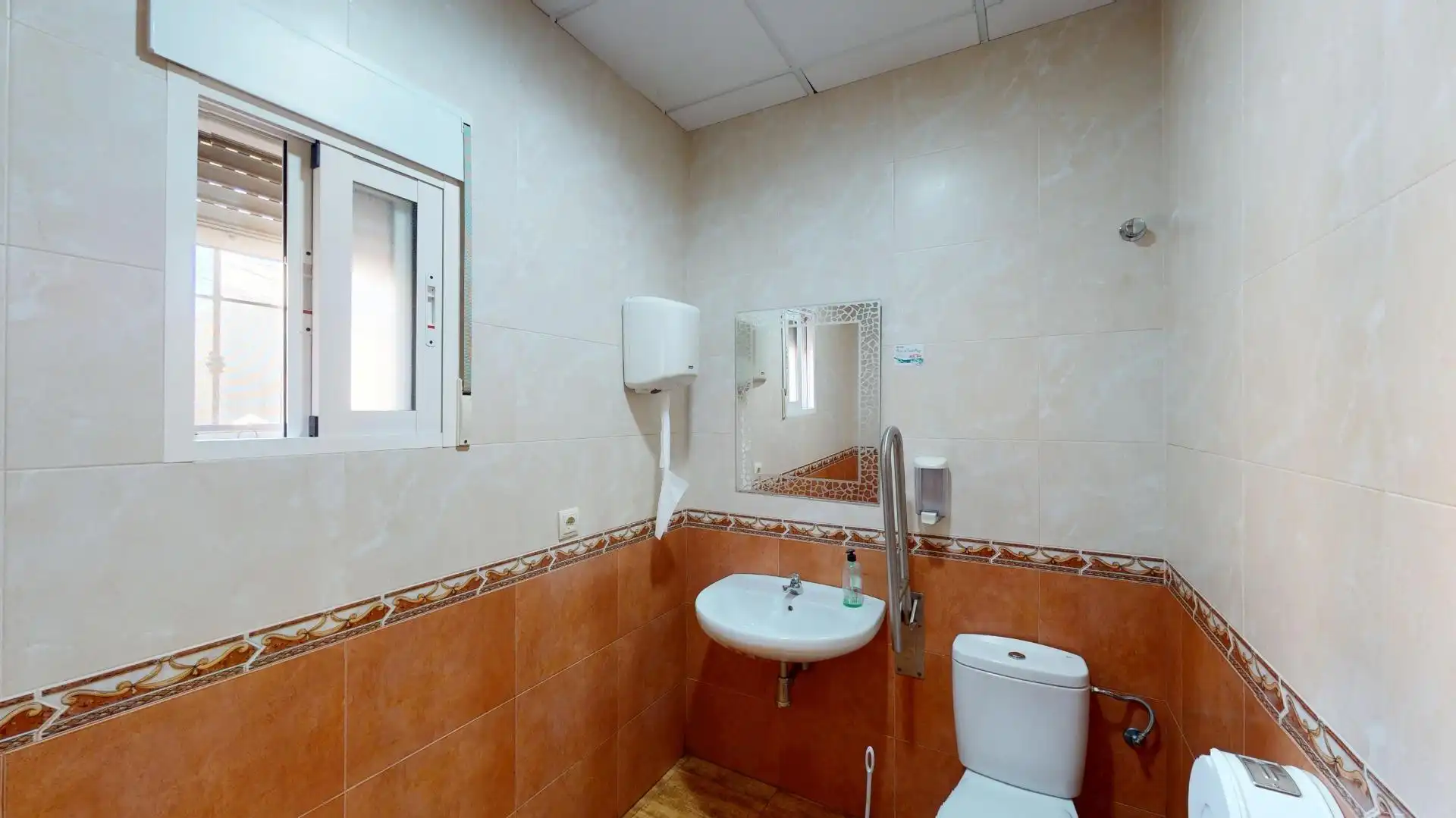 Bany de Local en venda en Fuente Álamo de Murcia