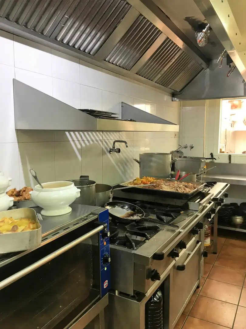 Cuina de Local de lloguer en Guadalix de la Sierra