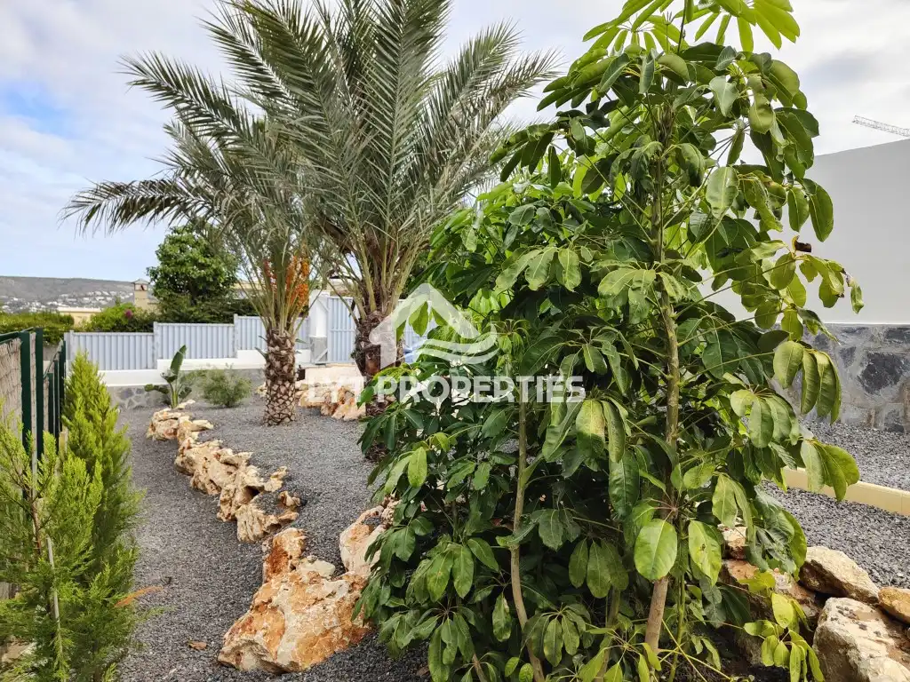 Houses for sale in Jávea / Xàbia  with Private garden, Terrace and Swimming Pool