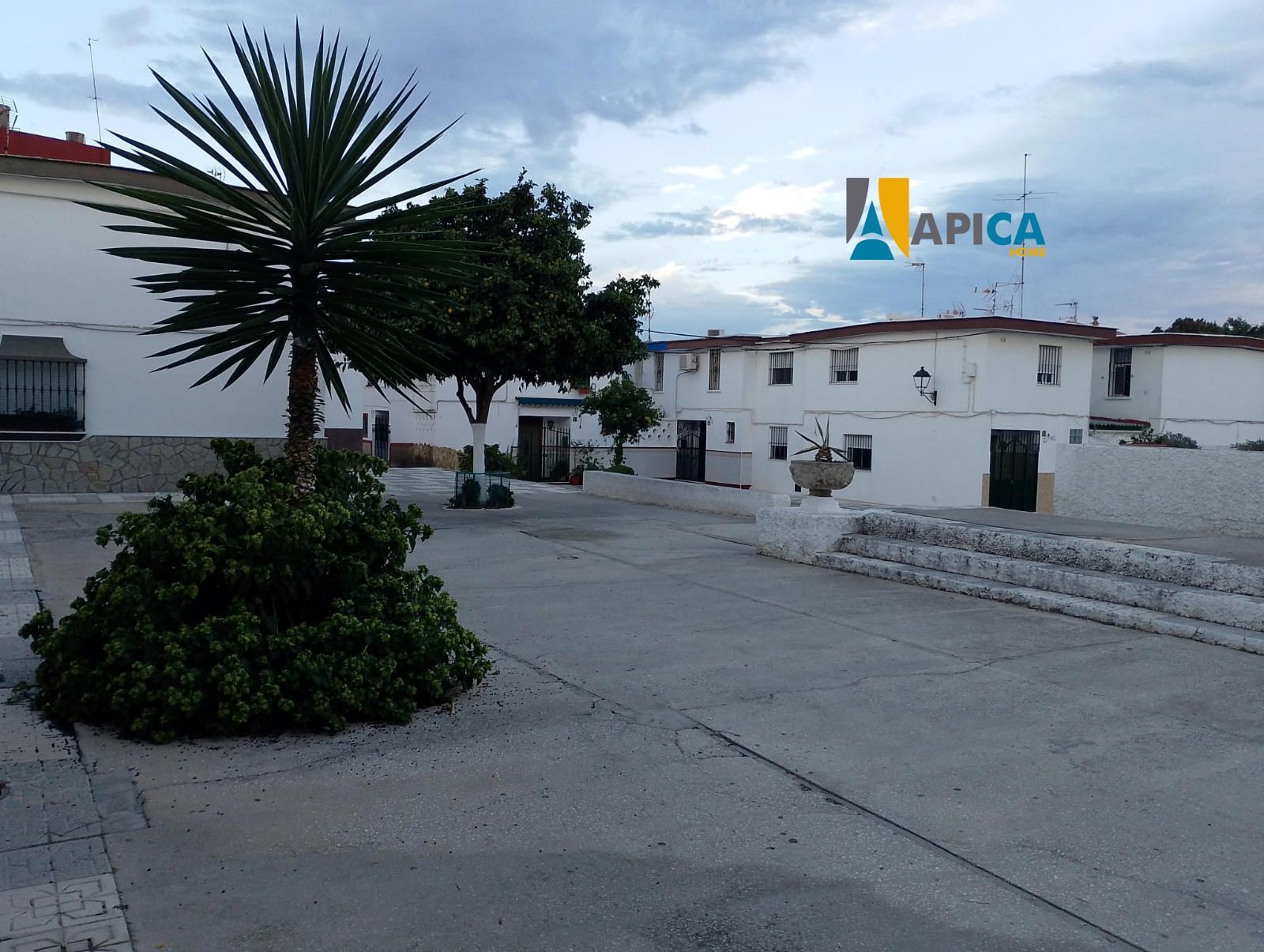 Vista exterior de Casa adosada en venta en Barbate con Amueblado