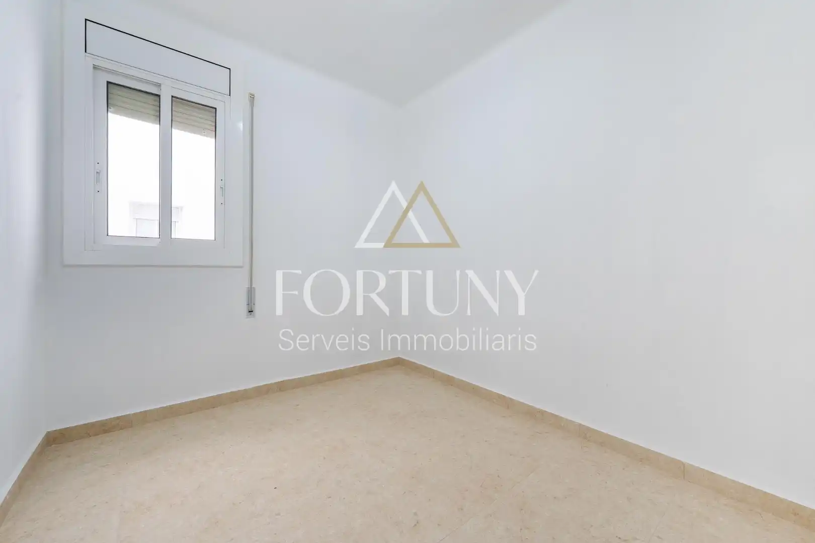 Habitación de Piso en venta en Reus con Balcón