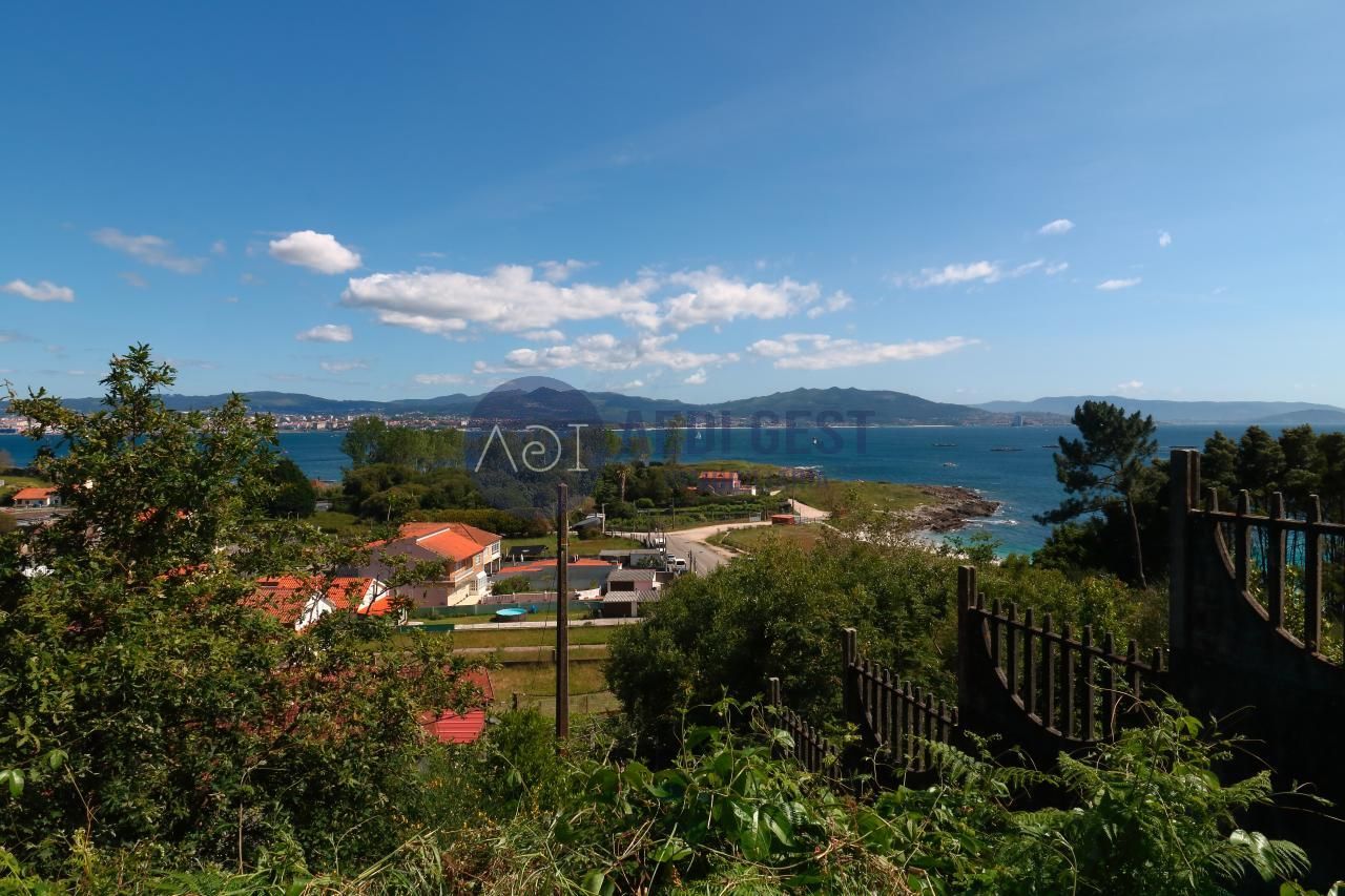 Residencial en venda en Cangas 