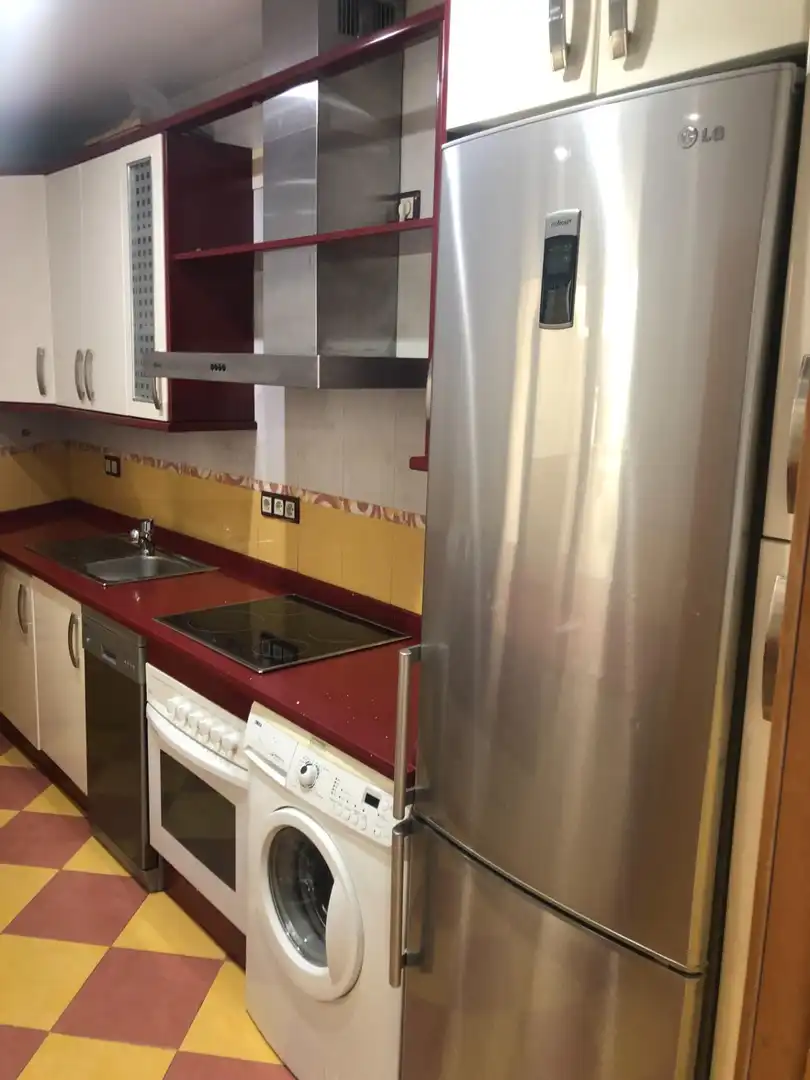 Cocina de Casa adosada en venta en Camas con Aire acondicionado, Calefacción y Terraza